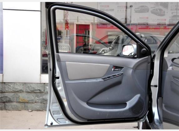 金刚 2009款 2代 1.5L 手动标准型 车厢座椅   前门板