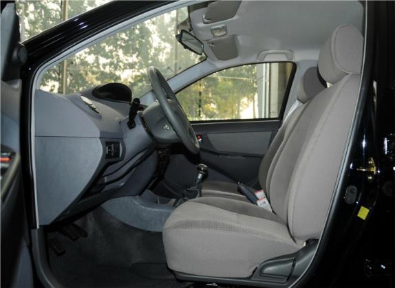 金刚 2010款 1.5L 手动无敌版 车厢座椅   前排空间