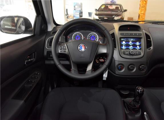 金刚 2014款 CROSS 1.5L 手动精英型 中控类   驾驶位
