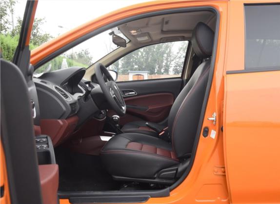 金刚 2016款 CROSS 1.5L 自动尊享版 车厢座椅   前排空间