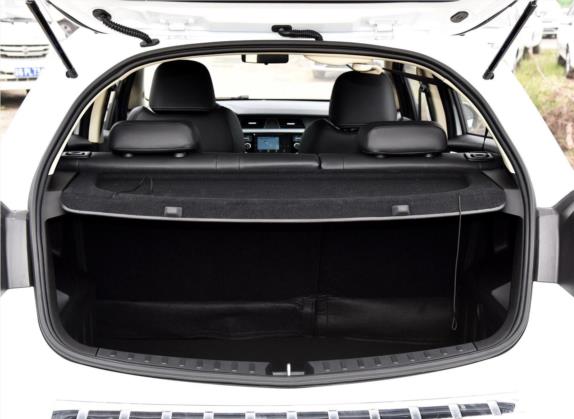 远景X3 2017款 1.5L 手动精英型 车厢座椅   后备厢