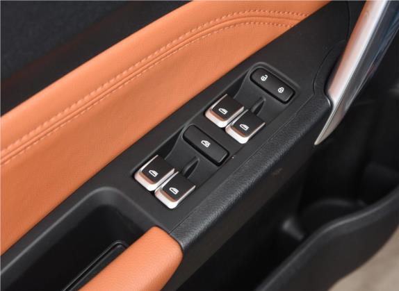 远景X3 2018款 1.5L 自动周年版 车厢座椅   门窗控制
