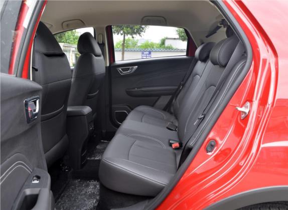 远景X3 2019款 升级版 1.5L 手动精英型 车厢座椅   后排空间