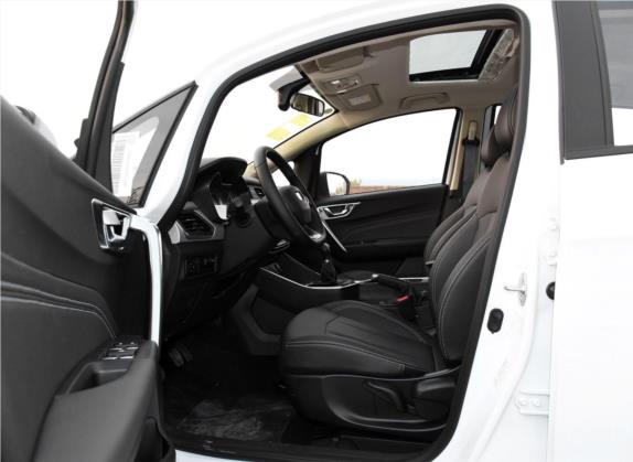远景X3 2020款 1.5L 手动尊贵型 车厢座椅   前排空间