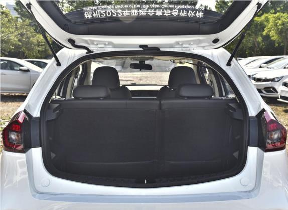 远景X3 2020款 1.5L CVT尊贵型 车厢座椅   后备厢