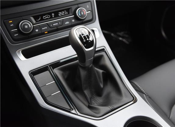 远景S1 2018款 1.5L 手动锋驰型 中控类   挡把