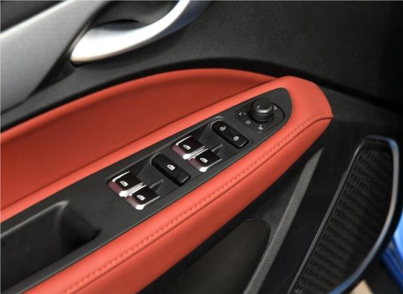 远景S1 2019款 升级版 1.4T CVT尊贵型 车厢座椅   门窗控制