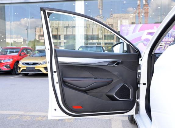 缤瑞 2020款 200T 手动舒适型 车厢座椅   前门板