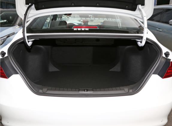 缤瑞 2021款 1.4T CVT F-运动版 车厢座椅   后备厢