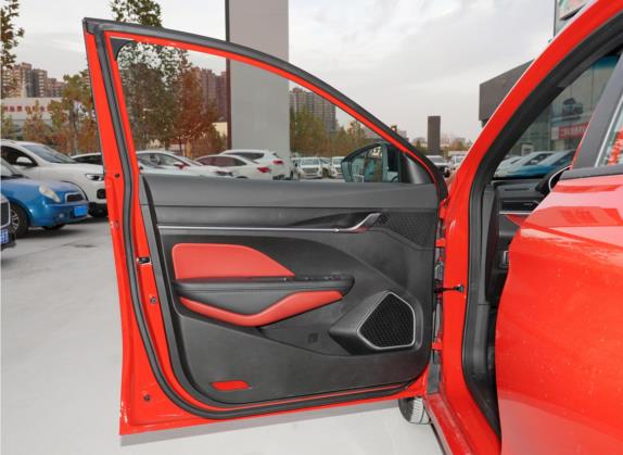 缤瑞 2021款 1.4T CVT F-旗舰版 车厢座椅   前门板