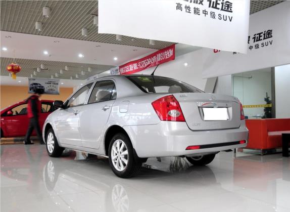 远景 2013款 1.5L 手动舒适型 外观   斜后
