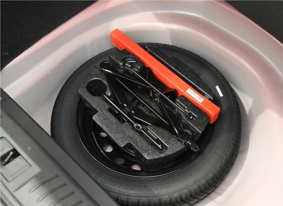 远景 2019款 升级版 1.5L CVT尊贵型 国VI 其他细节类   备胎