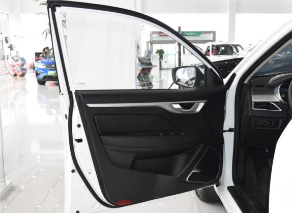 远景 2019款 升级版 1.5L 手动豪华型 国V 车厢座椅   前门板