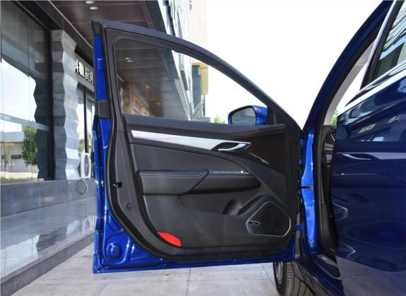 博瑞新能源 2020款 1.5T PHEV 耀领版 车厢座椅   前门板
