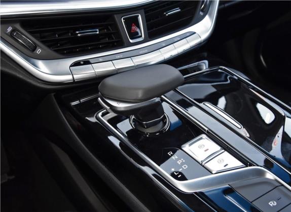 博瑞新能源 2020款 1.5T PHEV 耀领版 中控类   挡把