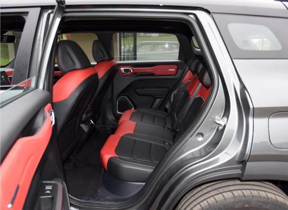 吉利ICON 2020款 1.5TD i9 BSG 车厢座椅   后排空间