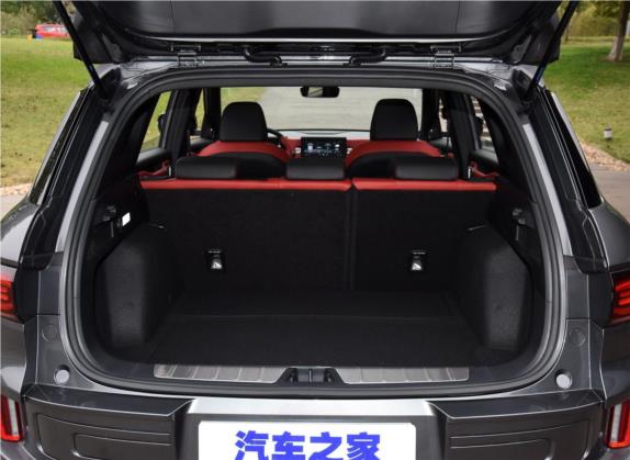 吉利ICON 2020款 1.5TD i9 BSG 车厢座椅   后备厢