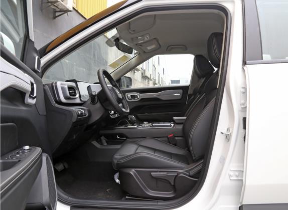 吉利ICON 2020款 1.5TD i5 车厢座椅   前排空间