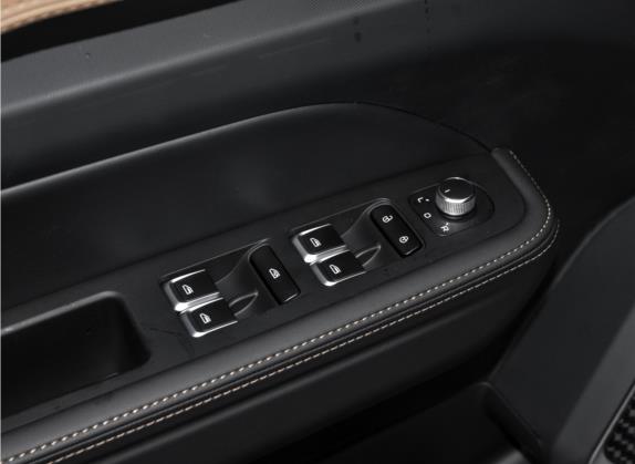 吉利ICON 2020款 1.5TD i6 BSG 车厢座椅   门窗控制