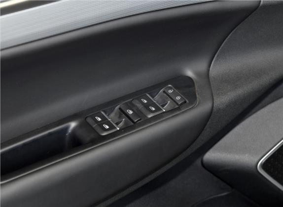 帝豪GSe 2020款 500 领尚型 车厢座椅   门窗控制