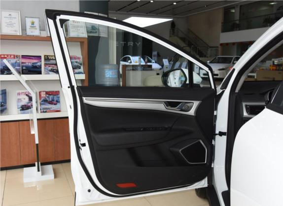 帝豪GSe 2020款 600 领尚型 车厢座椅   前门板