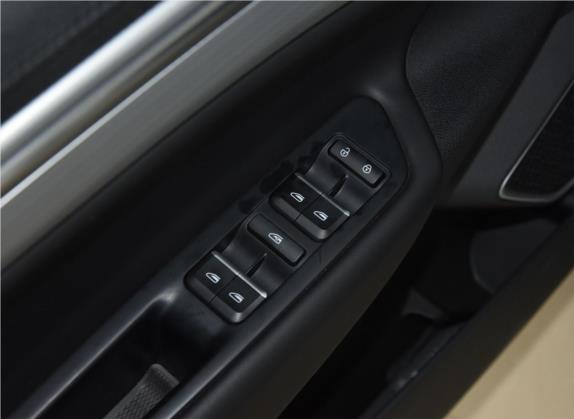 帝豪GSe 2020款 600 领尚型 车厢座椅   门窗控制