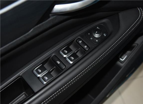 星越 2020款 高能版 350T 魅影骑士版AWD 车厢座椅   门窗控制