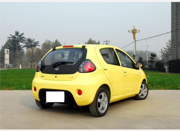 熊猫 2009款 1.3L 手动乐动版 外观   斜后