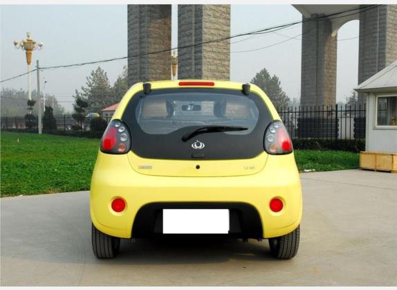 熊猫 2009款 1.3L 手动乐动版 外观   正后
