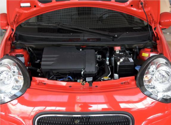 熊猫 2015款 1.0L 手动萌动版 其他细节类   发动机舱