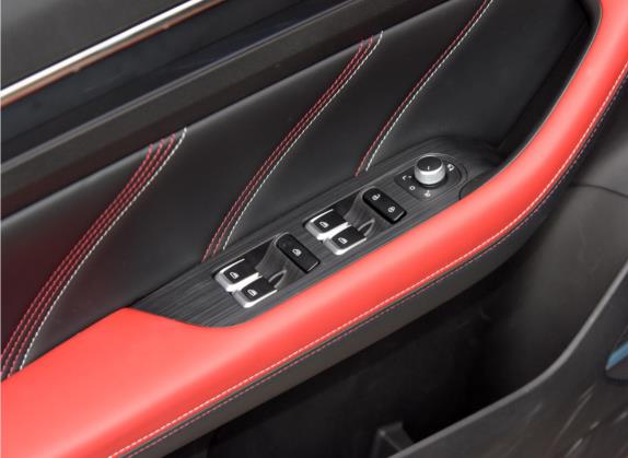 帝豪S 2021款 1.4T CVT旗舰型 车厢座椅   门窗控制