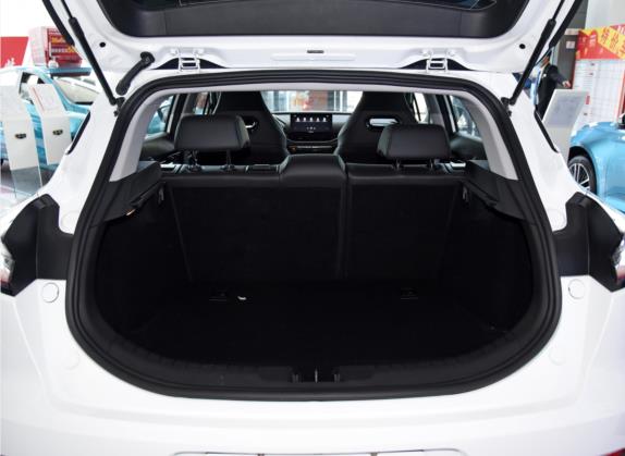 帝豪S 2021款 1.4T 手动舒适型 车厢座椅   后备厢