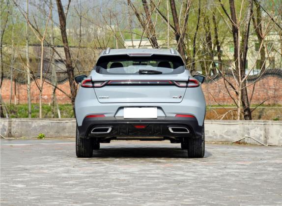 帝豪S 2022款 1.4T CVT跨界玩家版 外观   正后
