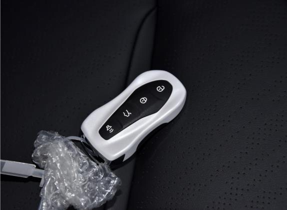星越S 2021款 2.0TD DCT两驱闪电版 其他细节类   钥匙