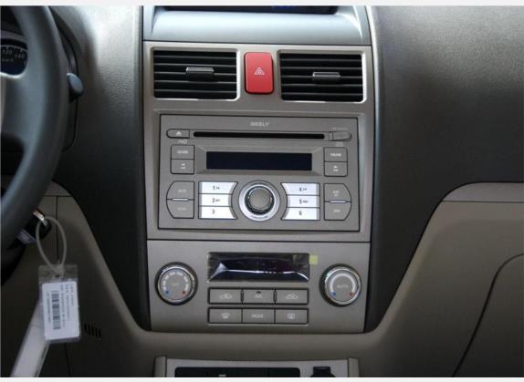 经典帝豪 2009款 三厢 1.8L 手动舒适型 中控类   中控台