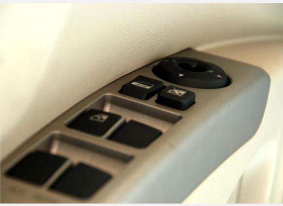 经典帝豪 2009款 三厢 1.8L 手动舒适型 车厢座椅   门窗控制
