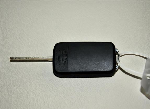 经典帝豪 2010款 两厢 1.5L 手动尊贵型 其他细节类   钥匙