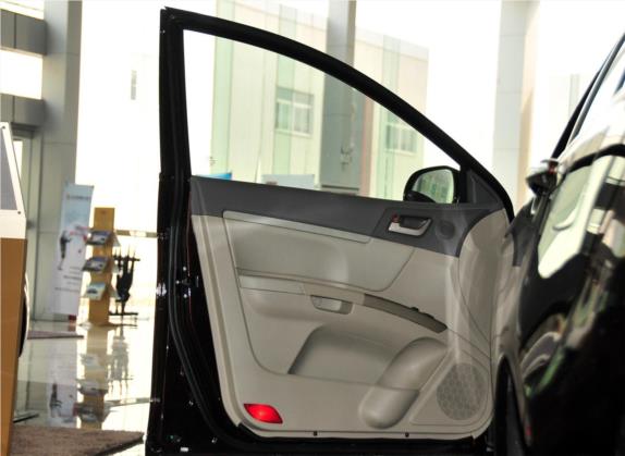 经典帝豪 2010款 两厢 1.5L 手动尊贵型 车厢座椅   前门板