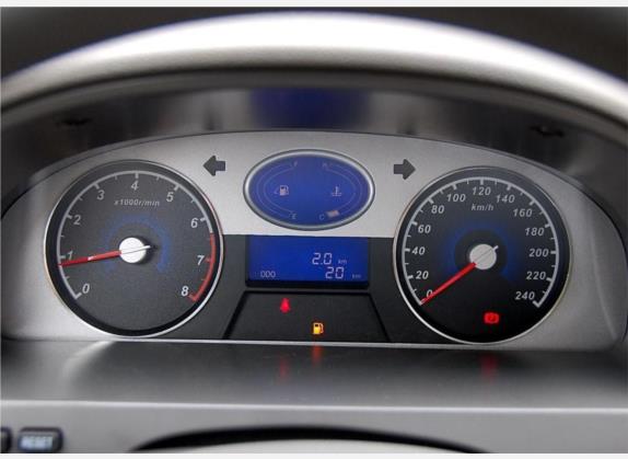 经典帝豪 2010款 两厢 1.8L 手动舒适型 中控类   仪表盘