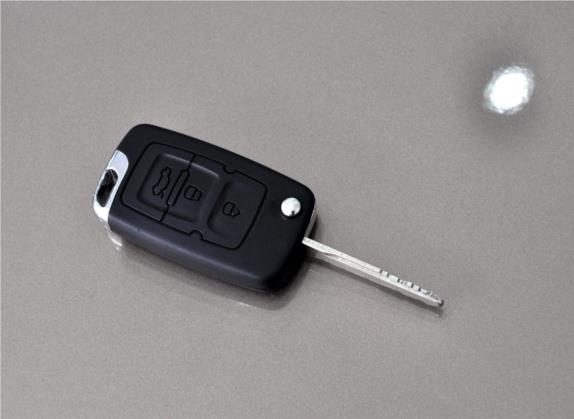 经典帝豪 2012款 三厢 1.5L 手动舒适型 其他细节类   钥匙