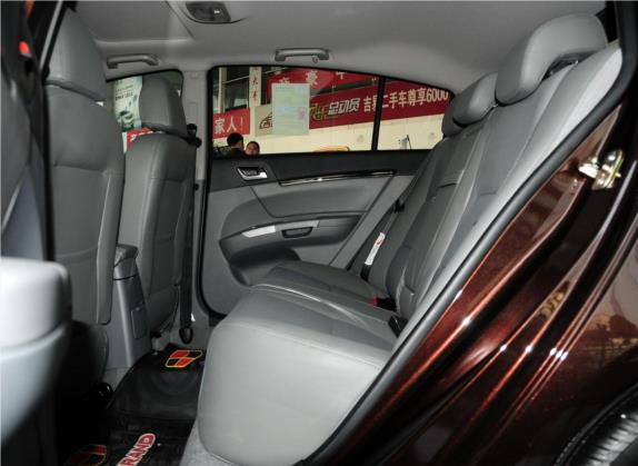 经典帝豪 2012款 两厢 1.5L 手动豪华型 车厢座椅   后排空间