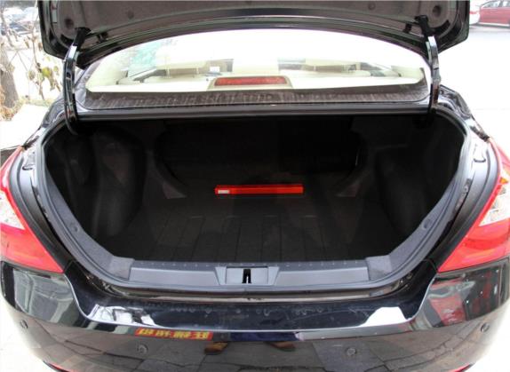经典帝豪 2013款 三厢 1.5L 手动精英型 车厢座椅   后备厢