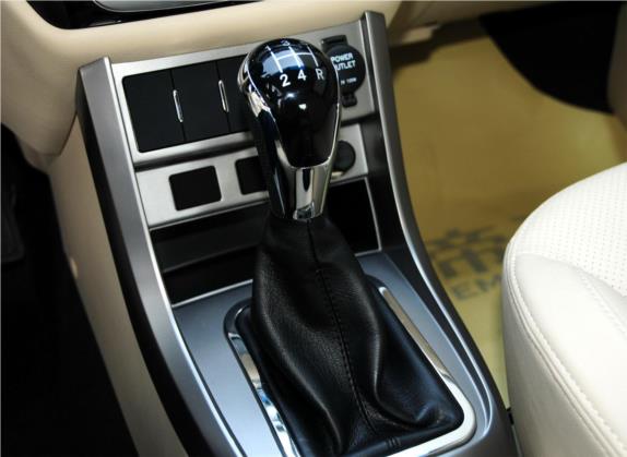 经典帝豪 2013款 三厢 1.8L 手动精英型 中控类   挡把