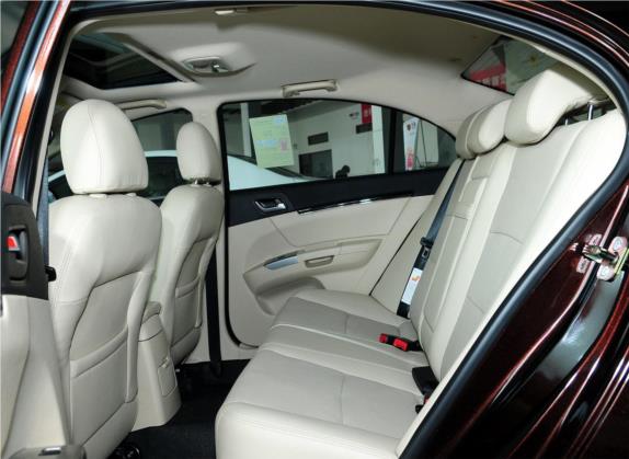 经典帝豪 2013款 三厢 1.8L CVT尊贵型 车厢座椅   后排空间