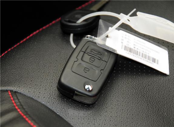 经典帝豪 2013款 两厢 1.5L 手动精英型 其他细节类   钥匙