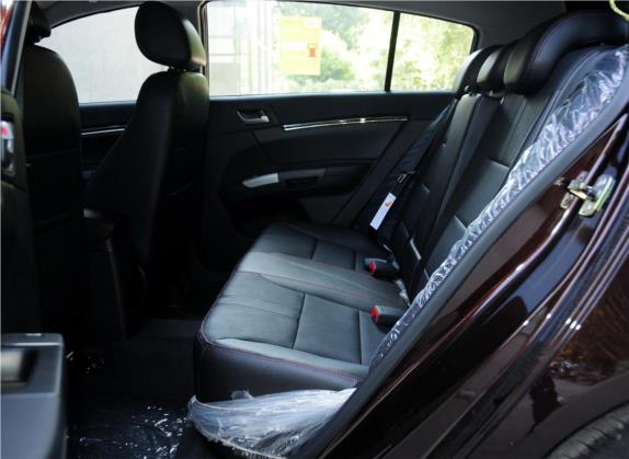 经典帝豪 2013款 两厢 1.5L 手动尊贵型 车厢座椅   后排空间