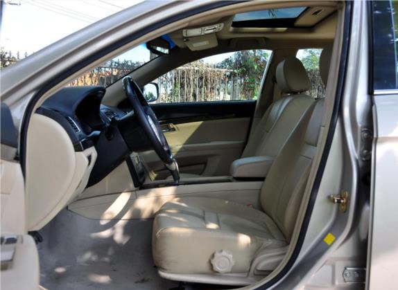 吉利EC8 2011款 2.4L 自动行政版 车厢座椅   前排空间