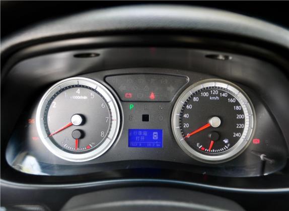 吉利EC8 2011款 2.4L 自动行政版 中控类   仪表盘