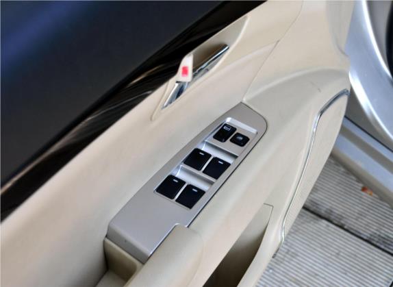 吉利EC8 2011款 2.4L 自动行政版 车厢座椅   门窗控制