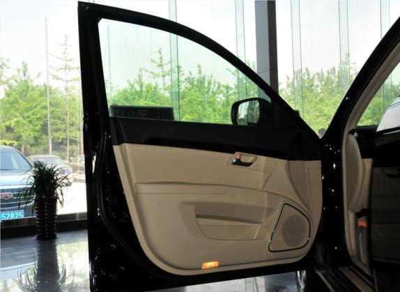 吉利EC8 2011款 2.0L 手动舒适版 车厢座椅   前门板